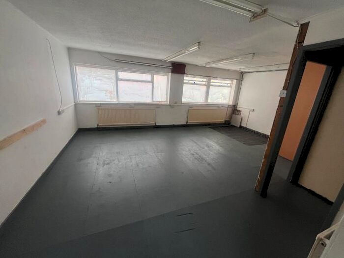 Property To Rent In Cumberland Court, Headingley, Leeds, LS6