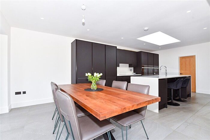 5 Bedroom Detached House For Sale In Heath Road, Boughton Monchelsea, Maidstone, Kent, ME17
