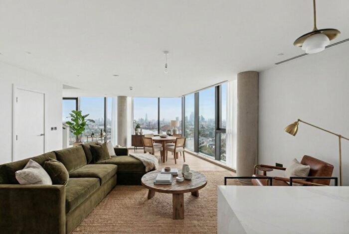 2 Bedroom Flat For Sale In Vetro, Salter Street, E14