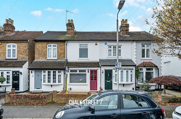 2 Bedroom Terraced House For Sale In Hamilton Road, Gidea Park, RM2