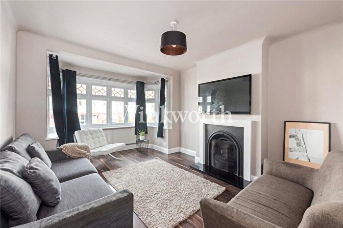 3 Bedroom Semi Detached House To Rent In Empire Avenue, London, N18