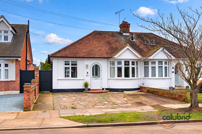 3 Bedroom Semi Detached House For Sale In Gordon Road, Grays, RM16