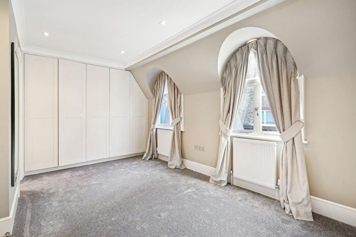 4 Bedroom Terraced House To Rent In Roland Way, London, SW7