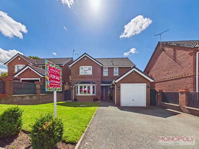 4 Bedroom Detached House For Sale In Little Meadows, Bradley, LL11