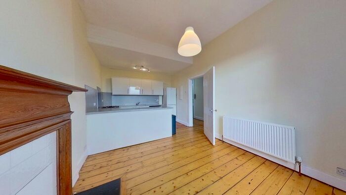 2 Bedroom Flat To Rent In Marlborough Street, Edinburgh EH15