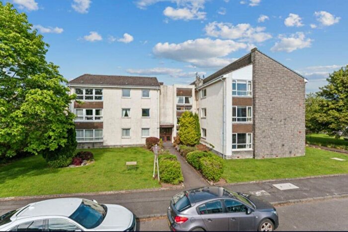 3 Bedroom Flat To Rent In Kirkvale Court, Newton Mearns, Glasgow, G77