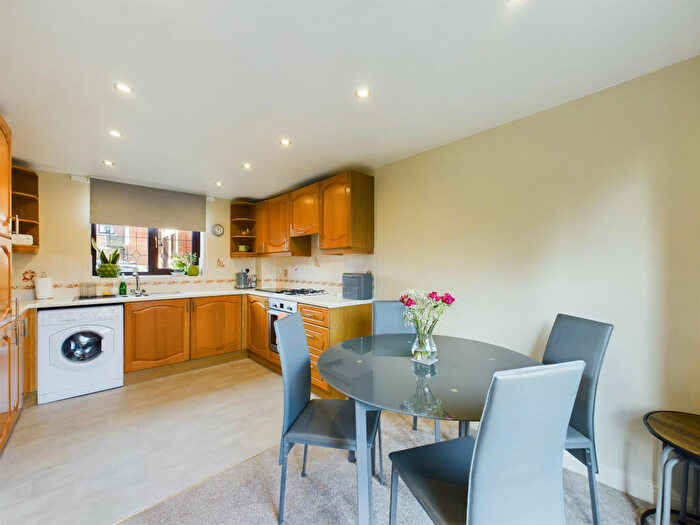 2 Bedroom Semi-Detached House For Sale In Dixons Farm Mews, Clifton, PR4