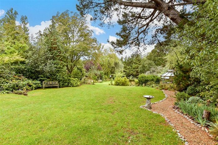 3 Bedroom Detached House For Sale In Fishbourne Lane, Fishbourne, Isle Of Wight, PO33