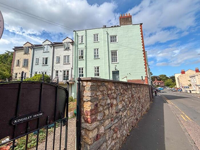 2 Bedroom Maisonette To Rent In Cotham Road South, Bristol, Somerset, BS6