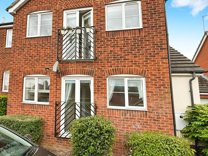 2 Bedroom Flat For Sale In Barnes Close, Kibworth Beauchamp, LE8