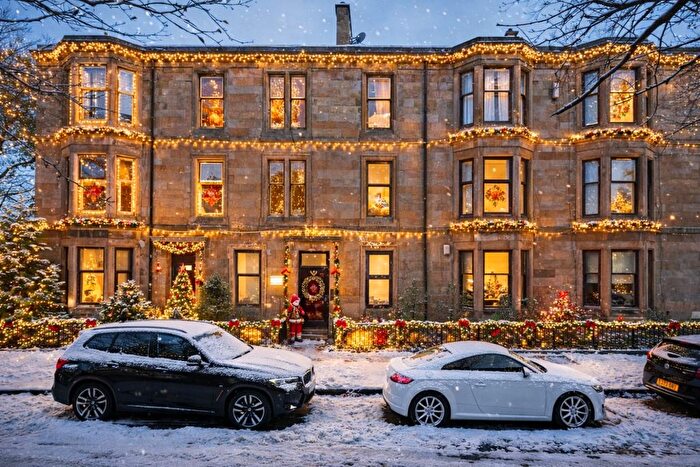 2 Bedroom Flat For Sale In Cessnock Street, Glasgow, G51