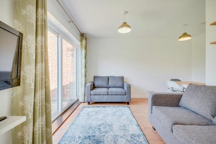 4 Bedroom Property To Rent In Clement Close, Canterbury, CT1