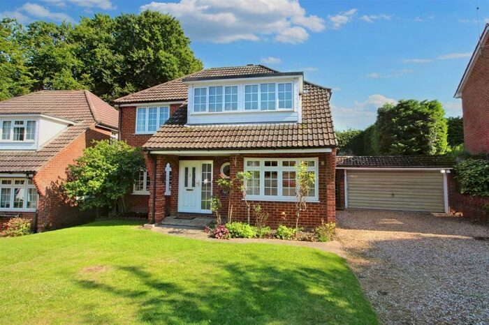 4 Bedroom Detached House To Rent In Allison Gardens, Purley On Thames, RG8