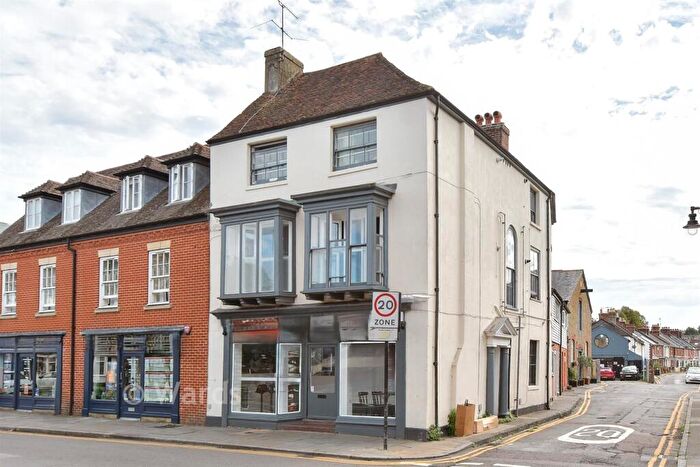 1 Bedroom Apartment For Sale In Wincheap, Canterbury, Kent, CT1