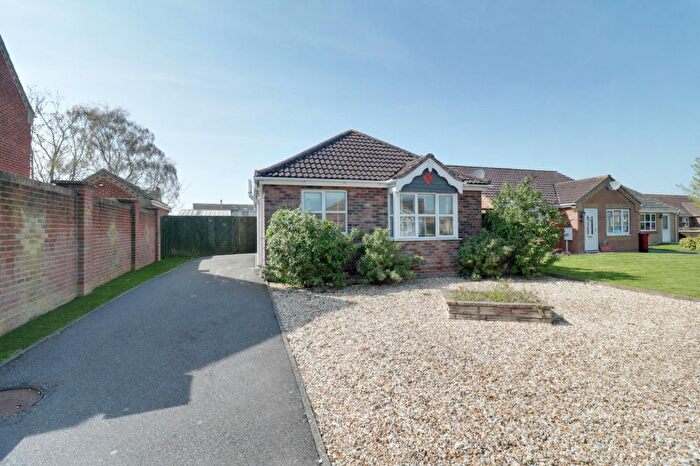 2 Bedroom Detached Bungalow For Sale In Wellington Close, South Killingholme, DN40