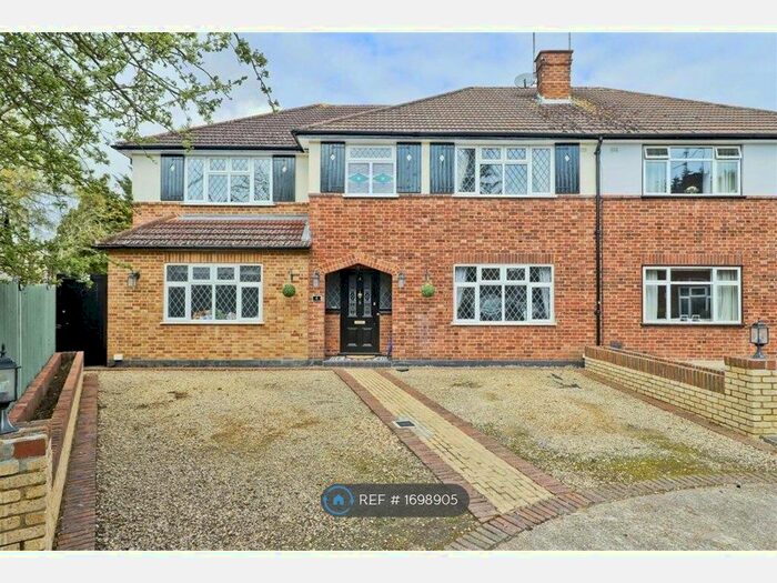 5 Bedroom Semi-Detached House To Rent In Raleigh Close, Pinner, HA5