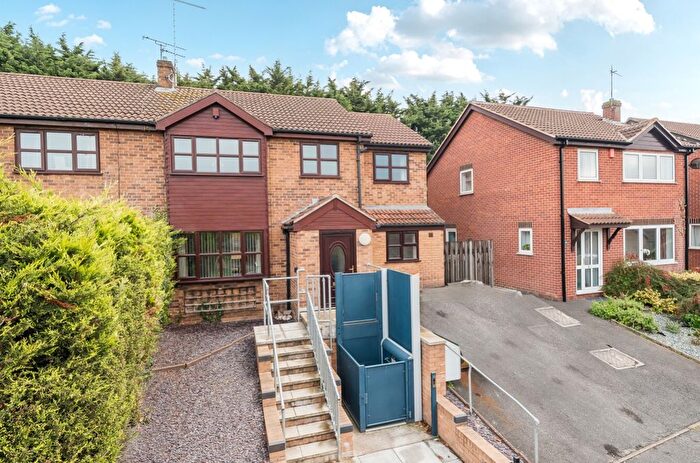 4 Bedroom Semi-detached House For Sale In Iona Drive, Trowell, Nottingham, Nottinghamshire, NG9