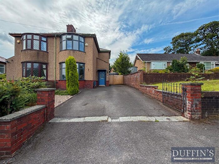 2 Bedroom Semi-Detached House For Sale In Cravens Avenue, Blackburn, BB2