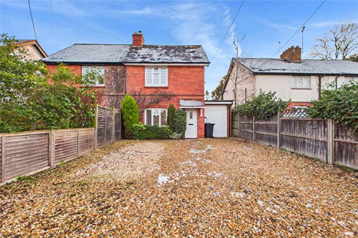 3 Bedroom Semi Detached House For Sale In Hyde End Road, Spencers Wood, Reading, Berkshire, RG7