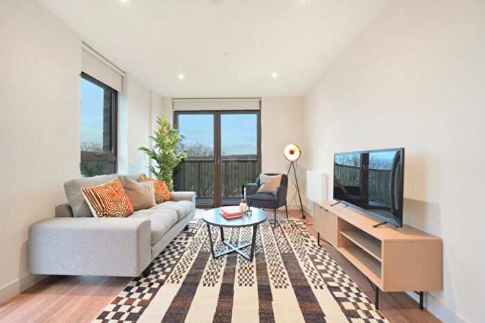 1 Bedroom Apartment To Rent In The Oakgate, KT22