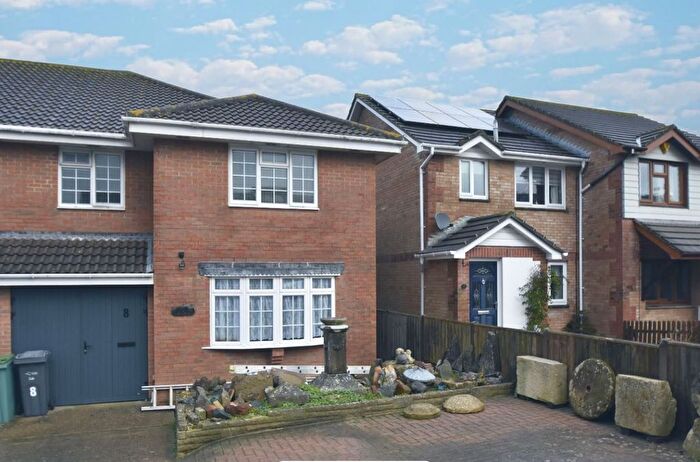 2 Bedroom Semi-Detached House To Rent In Broadwood Lane, Newport, PO30