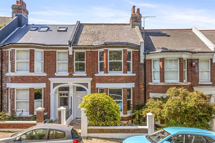 4 Bedroom House For Sale In Belle Vue Gardens, Brighton, BN2