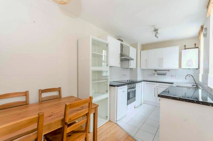 1 Bedroom Flat To Rent In Boston Place, Marlyebone, London, NW1
