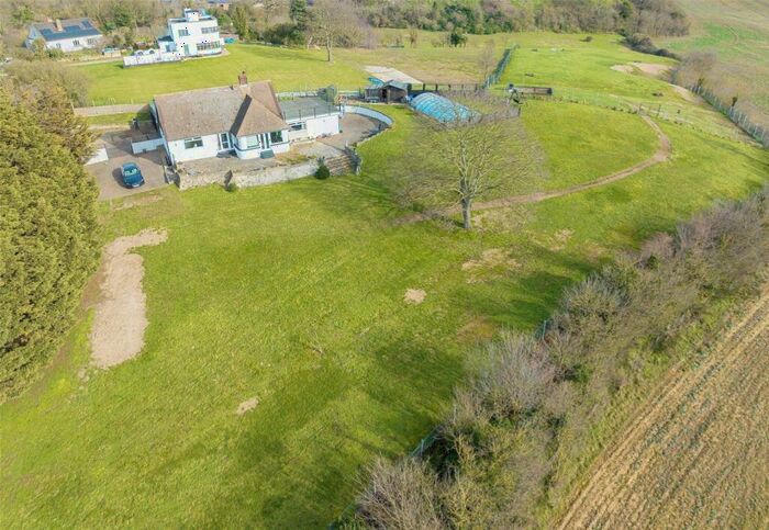 4 Bedroom Bungalow For Sale In Sandy Lane, Grays, Essex, RM16