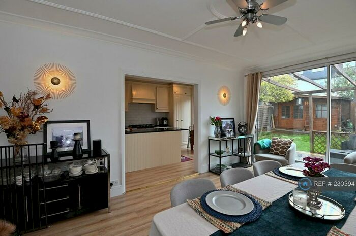 5 Bedroom Semi-Detached House To Rent In St. Andrews Road, London, NW11