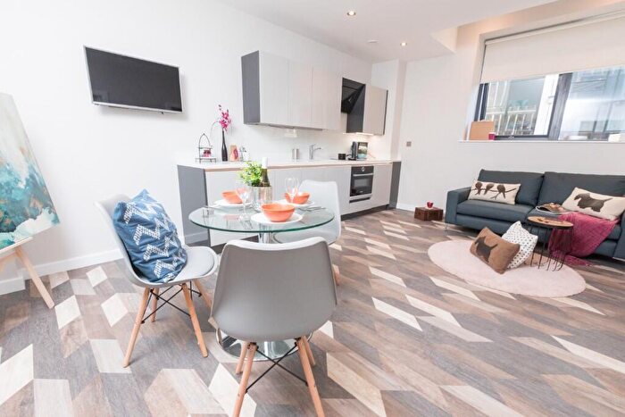 1 Bedroom Apartment To Rent In Salisbury House, Granby Row, Manchester, Greater Manchester, M1