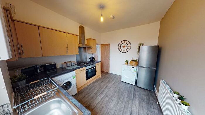 1 Bedroom Flat To Rent In Flat A, Chanterlands Avenue, Hull, HU5