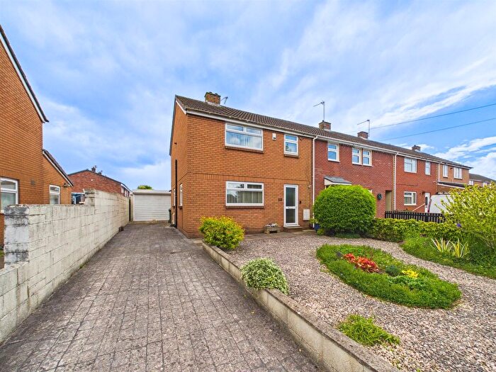 3 Bedroom End Terrace House For Sale In Rodway Road, Patchway, Bristol, BS34