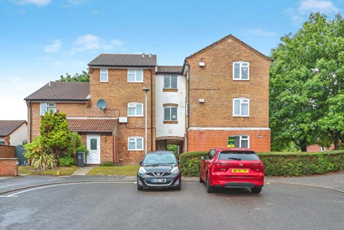 1 Bedroom Flat For Sale In Southbrook Close, Dorset, BH17