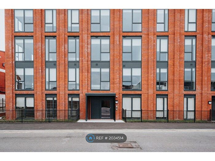 2 Bedroom Flat To Rent In Richmond Row, Liverpool, L3