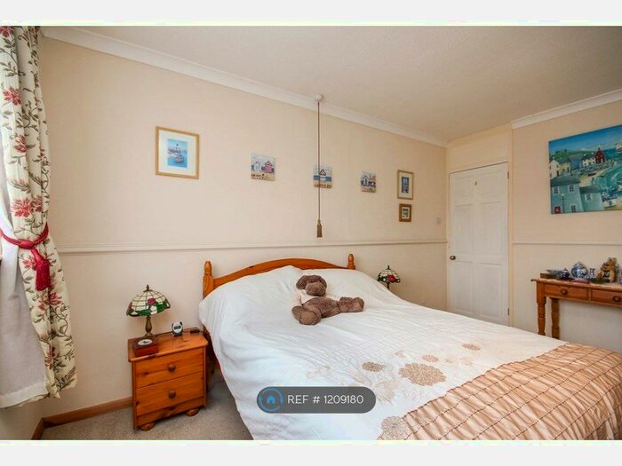 3 Bedroom Terraced House To Rent In Broadsmeath, Tamworth B77