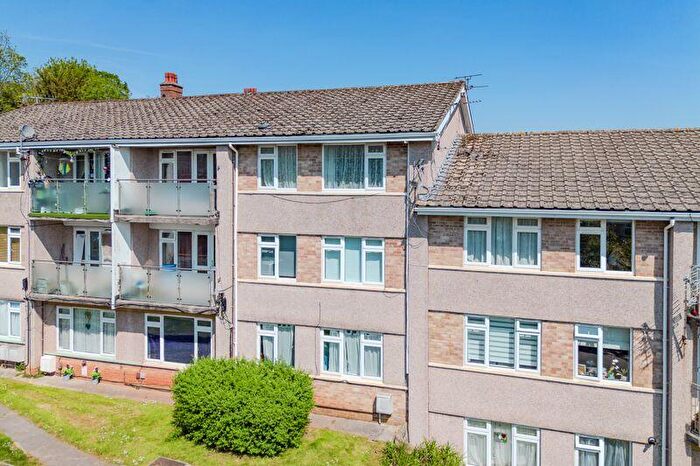1 Bedroom Flat For Sale In Westward Gardens, Long Ashton, BS41