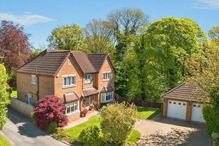 5 Bedroom Detached House For Sale In Woodstock Gardens, Appleton, WA4