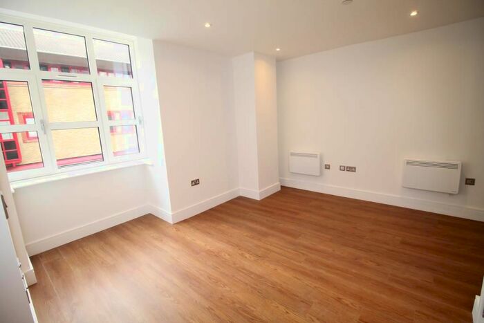 1 Bedroom Flat To Rent In Loam House, London Road, Romford, RM7