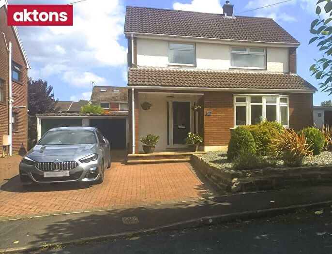 3 Bedroom Detached House For Sale In Ridgeway, Machen, Caerphilly, CF83