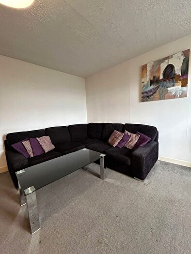 2 Bedroom Flat To Rent In Victoria Road, City Centre, Dundee, DD1