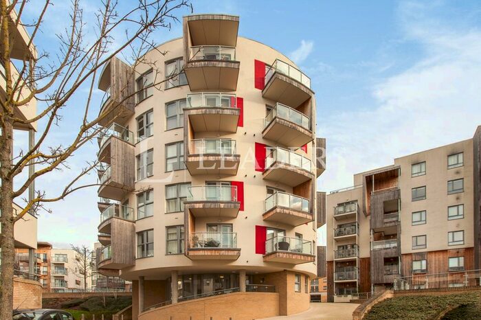 2 Bedroom Flat To Rent In Glenalmond Avenue, Cambridge, CB2