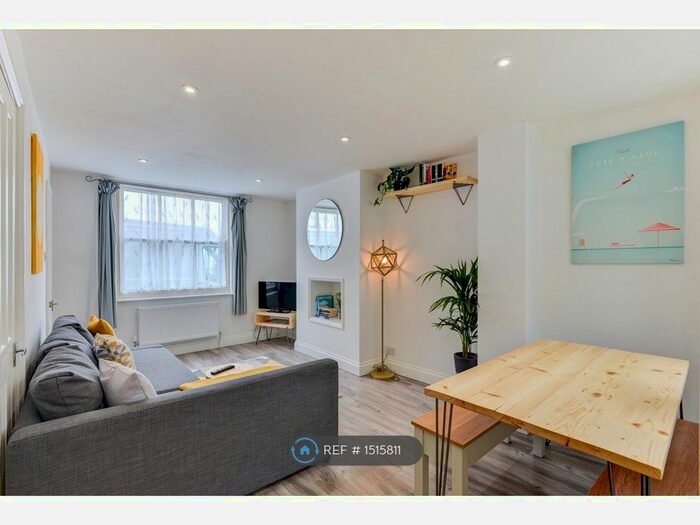 2 Bedroom Terraced House To Rent In Vine Street, Brighton &amp; Hove, BN1