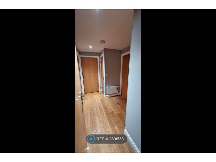 2 Bedroom Flat To Rent In Reeves Way, Armthorpe, Doncaster, DN3