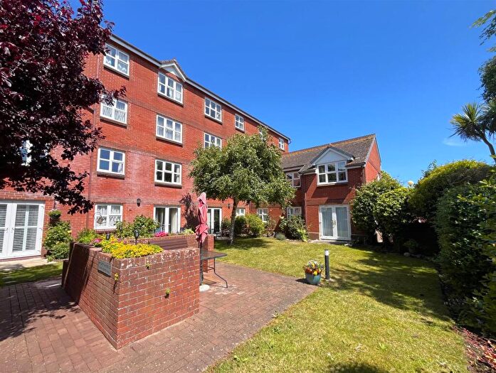 1 Bedroom Retirement Property For Sale In Jenner Court, Weymouth, DT4