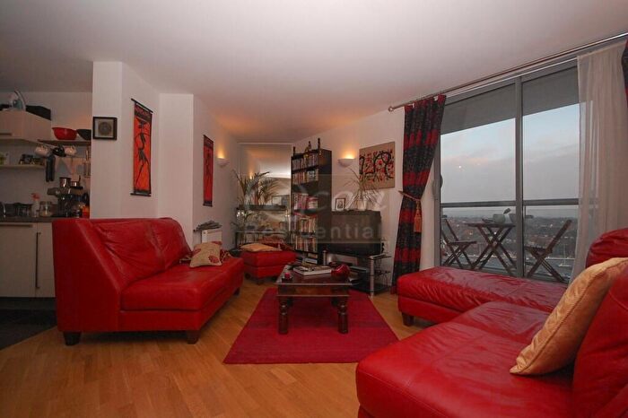 1 Bedroom Apartment To Rent In Mercury Gardens, RM1