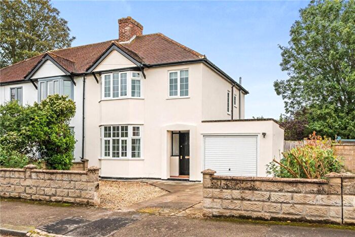3 Bedroom Semi-Detached House To Rent In Carlton Road, Oxford, Oxfordshire, OX2