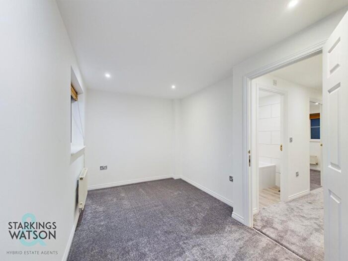 4 Bedroom Town House To Rent In Cutters Row, Norwich, NR3