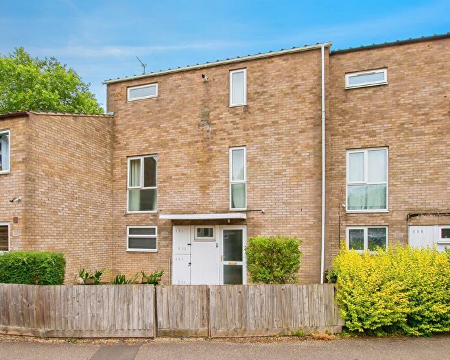 6 Bedroom Terraced House For Sale In Pendleton, Peterborough, PE3