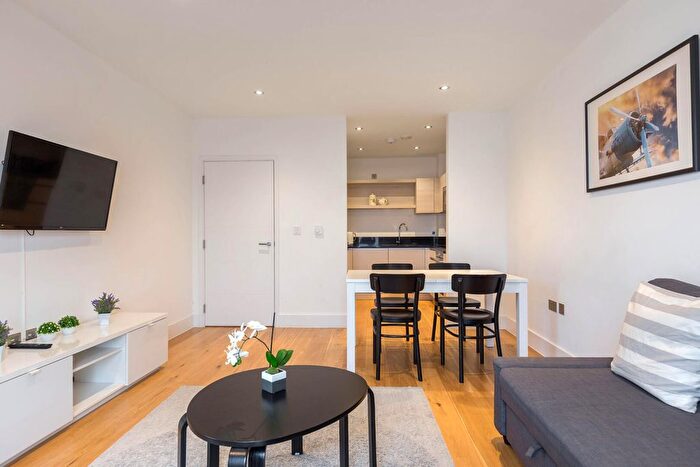 1 Bedroom Flat To Rent In Faraday Road, London, W10