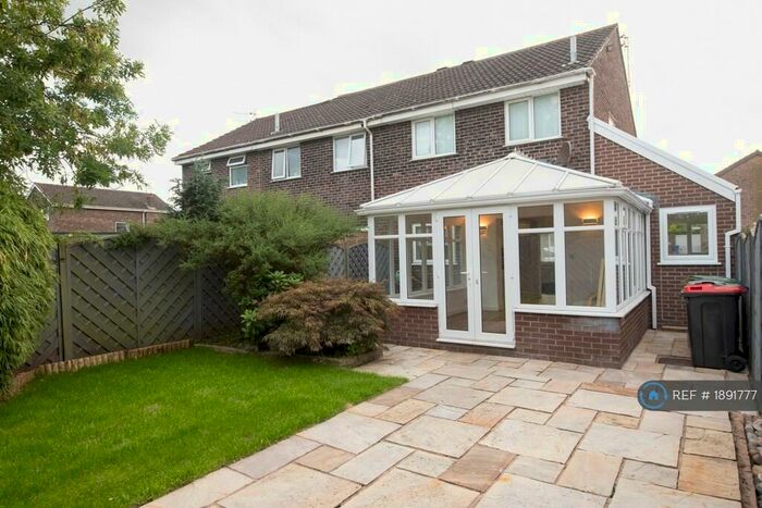 3 Bedroom Semi-Detached House To Rent In Beeston Avenue, Poulton-Le-Fylde, FY6